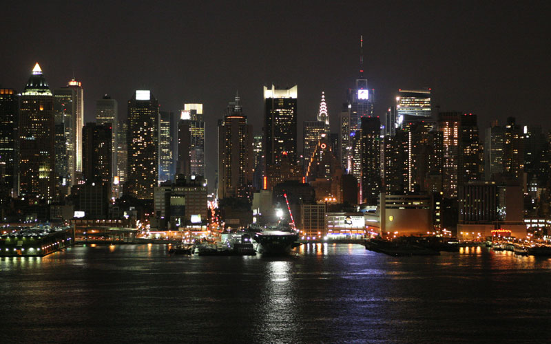pics of new york at night. New York skyline at night