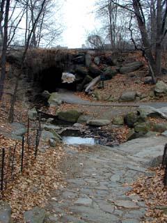 Huddlestone Arch