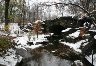 Huddlestone Arch