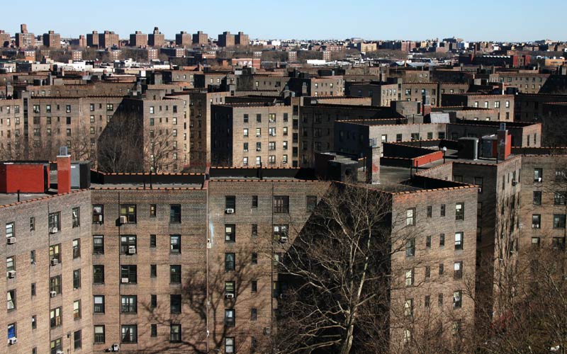 Chicago's Cabrini Green Housing projects knocked down 